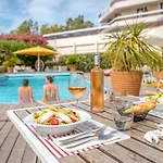 Mercure Centre Cote D'azur 호텔 히에레