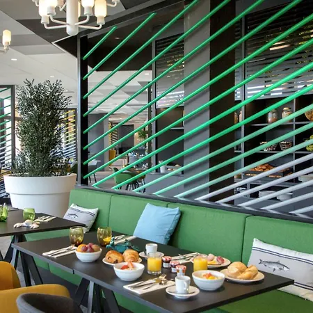Отель Mercure Centre Cote D'azur 4*