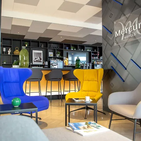 Mercure Centre Cote D'azur Йер