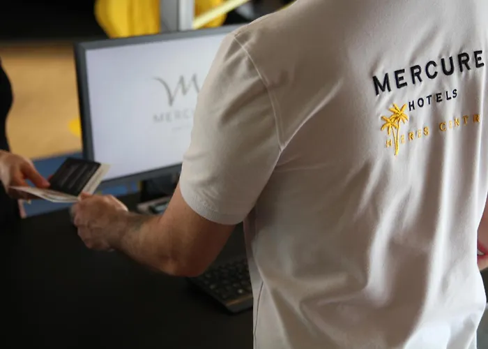 Готель Mercure Centre Cote D'azur 4*