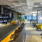 מלון Mercure Centre Cote D'azur