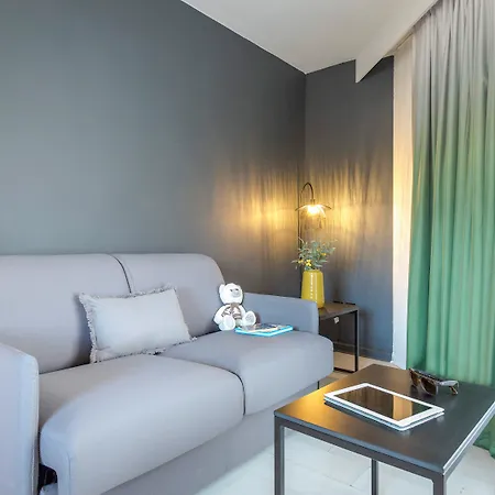 Mercure Centre Côte D'azur Hotel 4*