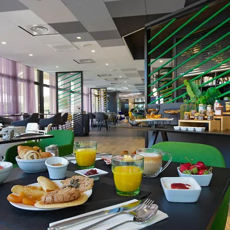 Mercure Centre Côte D'azur Hotel 4*