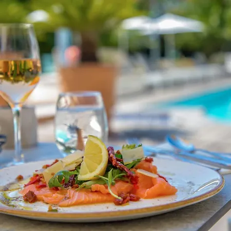 Hotel Mercure Centre Côte D'azur 4*