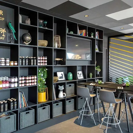 Mercure Centre Cote D'azur Hotel 4*