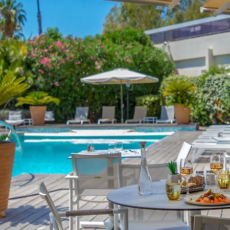 호텔 Mercure Centre Cote D'azur 4*