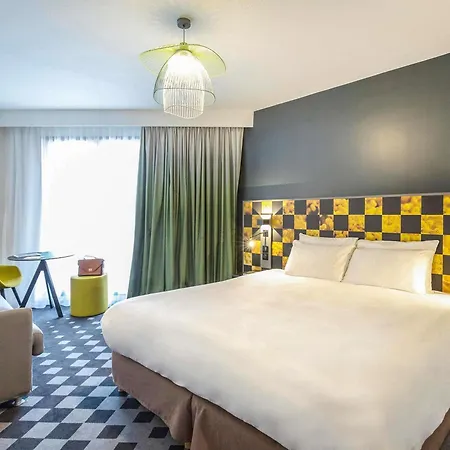 Mercure Centre Cote D'azur 4* 히에레