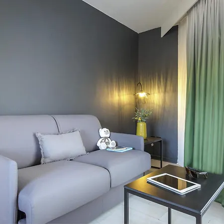 Mercure Centre Cote D'azur 호텔 히에레