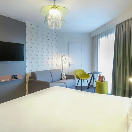 Mercure Centre Cote D'azur 호텔 히에레