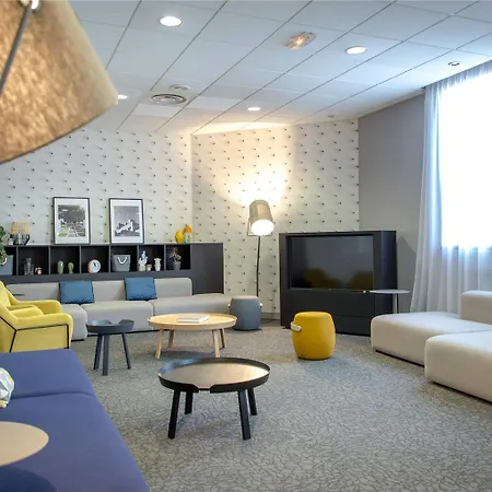 Готель Mercure Centre Cote D'azur 4*