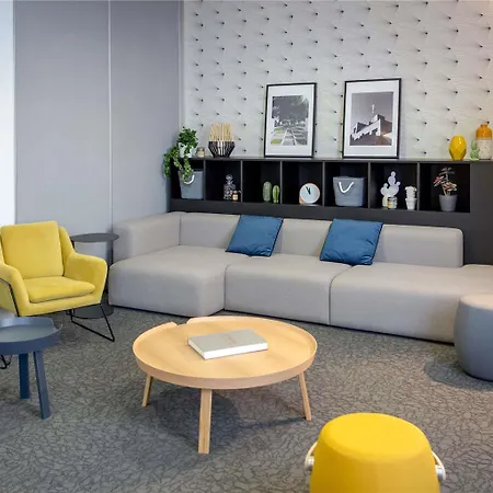 Mercure Centre Cote D'azur 호텔 4*