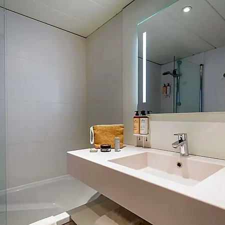 Mercure Centre Cote D'azur 4* 히에레