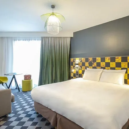 מלון Mercure Centre Cote D'azur הייר