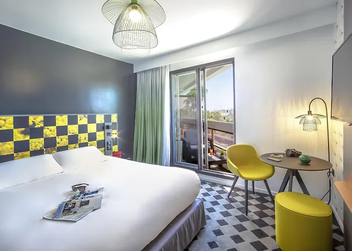 Mercure Centre Côte D'azur 4*