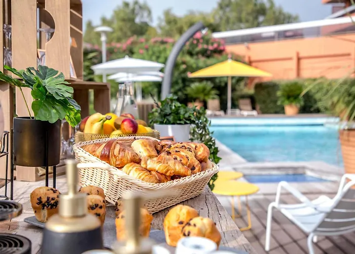 Mercure Centre Côte D'azur Hotel Hyères